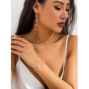 pearl-drop-earrings