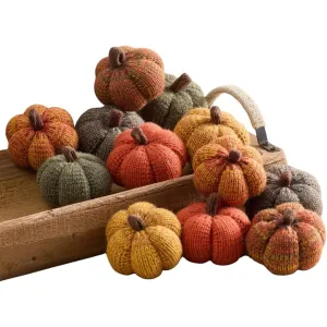 mini-knit-pumpkin-set