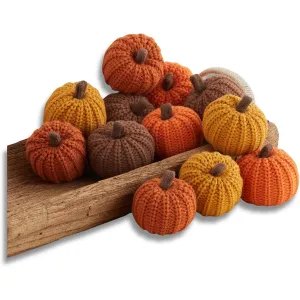 mini-knit-pumpkin-set