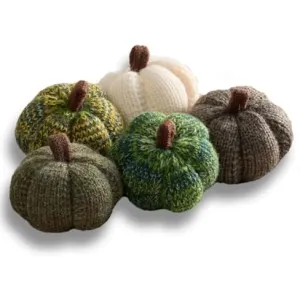 mini-knit-pumpkin-set