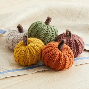 mini-knit-pumpkin-set