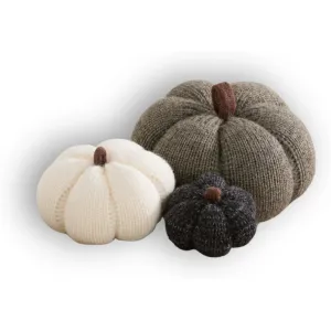 mini-knit-pumpkin-set