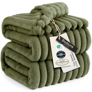 bedsure-gentlesoft-throw-blanket