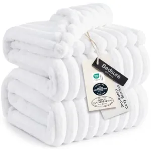 bedsure-gentlesoft-throw-blanket