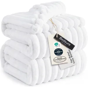 bedsure-gentlesoft-throw-blanket