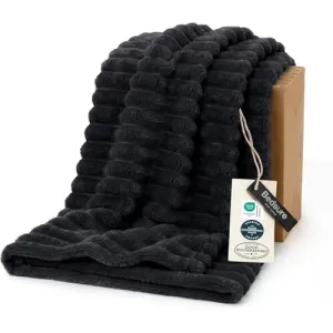 bedsure-gentlesoft-throw-blanket