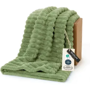 bedsure-gentlesoft-throw-blanket