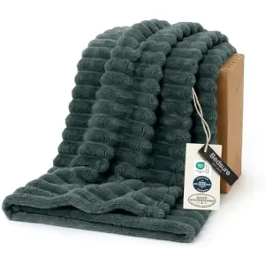 bedsure-gentlesoft-throw-blanket