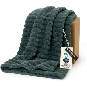 bedsure-gentlesoft-throw-blanket