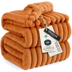 bedsure-gentlesoft-throw-blanket