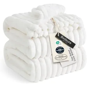 bedsure-gentlesoft-throw-blanket