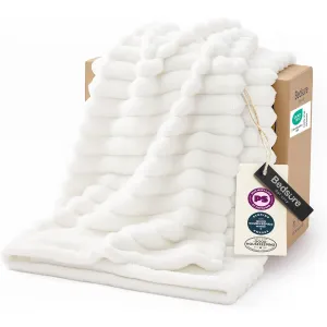 Bedsure GentleSoft Throw Blanket