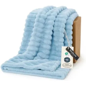 bedsure-gentlesoft-throw-blanket