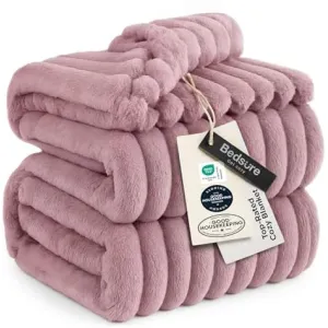 bedsure-gentlesoft-throw-blanket