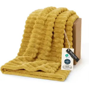 bedsure-gentlesoft-throw-blanket