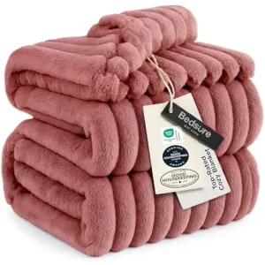 bedsure-gentlesoft-throw-blanket