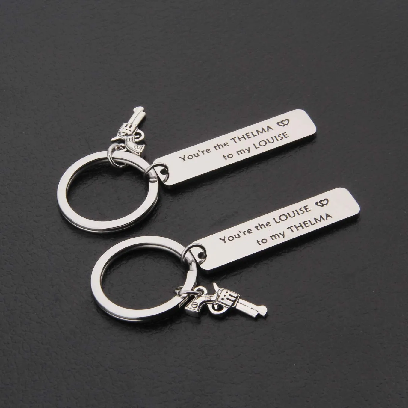 myospark-thelma-and-louise-keychain-set-best-friends-keychains-moving-away-gift-friendship-jewelry